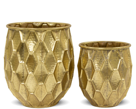 Metalowa złota osłonka na doniczkę z geometrycznym wzorem 26x32 cm