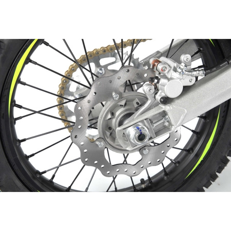 Cross ASIX LIZZARD 250cm3