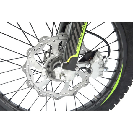 Cross ASIX LIZZARD 250cm3