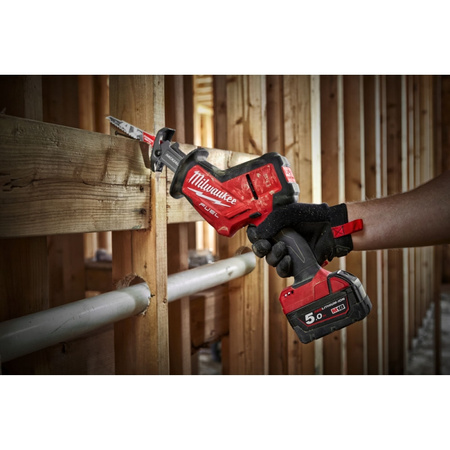 Pilarka szablasta Milwaukee M18 FHZ-0X 18 V, HACKZALL™, FUEL™, w walizce, bez wyposażenia