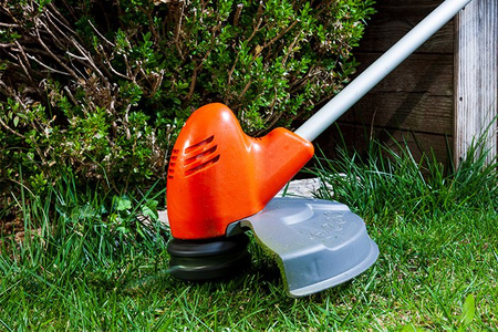 Kosa akumulatorowa Oleo-Mac BCi 30 Li-ion - zestaw 5Ah Kosa podkaszarka wykaszarka akumulatorowa do trawy ZESTAW PREMIUM 54049001S2 OGRODY Oficjalny dystrybutor Autoryzowany sklep i serwis Oleo-Mac