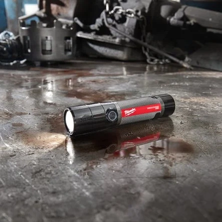 Latarka akumulatorowa USB Milwaukee L4 FMLED-301, 800 lm, 4 V, 3.0 Ah