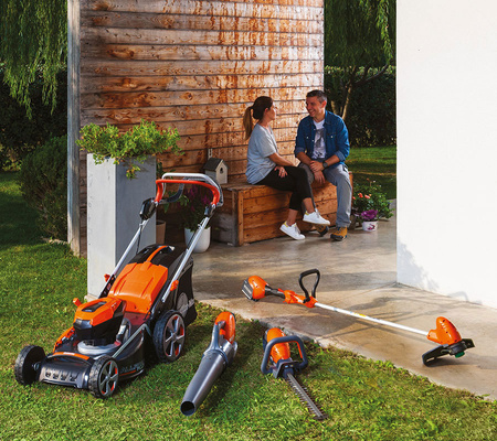 Kosa akumulatorowa Oleo-Mac BCi 30 Li-ion - zestaw 5Ah Kosa podkaszarka wykaszarka akumulatorowa do trawy ZESTAW PREMIUM 54049001S2 OGRODY Oficjalny dystrybutor Autoryzowany sklep i serwis Oleo-Mac