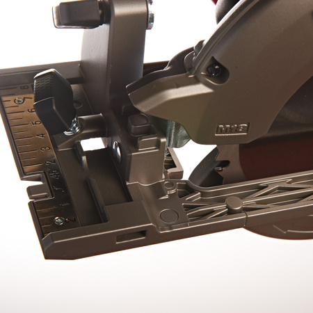 Pilarka tarczowa Milwaukee M18 CCS55-0X 55 mm, 18 V, FUEL™, w walizce, bez wyposażenia