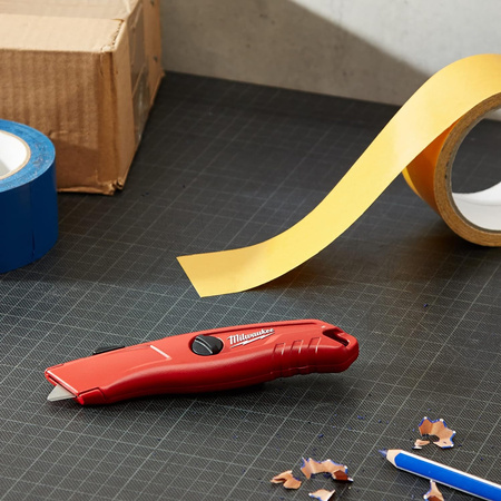 Nóż z mechanizmem cofającym ostrza Milwaukee OGRODY Oficjalny dystrybutor Autoryzowany sklep Milwaukee