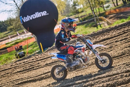 Pit bike MRF 80 Runner – idealny motocykl dla dzieci 7–10 lat